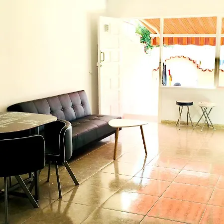 Charming In Realejos, 30 M², Private Terrace * ロス・レアレホス